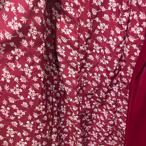 Skies Are Blue Fuchsia Velvet Duster - Picture 4 of 6